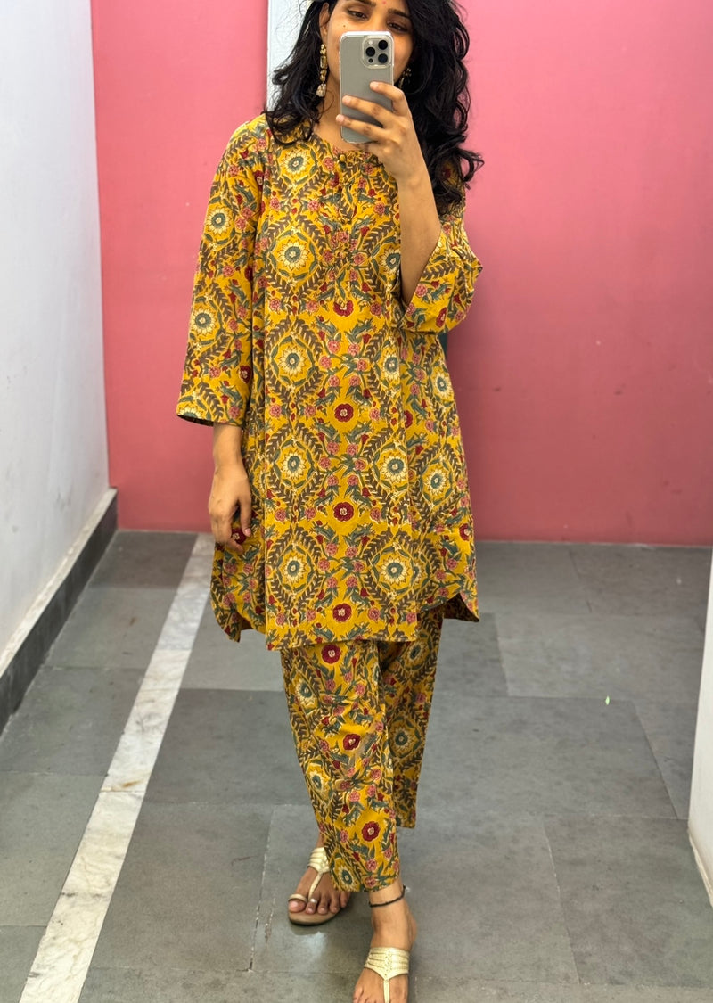 Short Mustard yellow printed Kurta set of 2